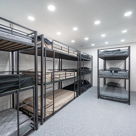 Free Airport & Strip Shuttle, & Bfast! Hostel Лас Вегас Екстериор снимка