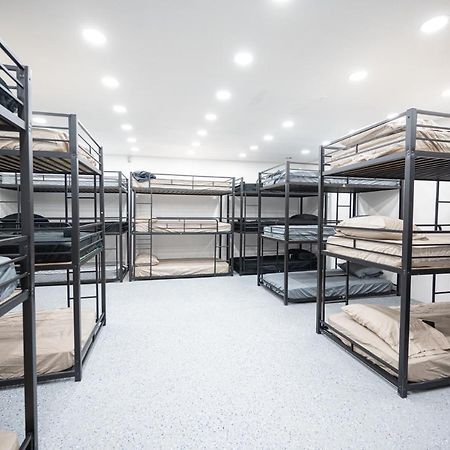 Free Airport & Strip Shuttle, & Bfast! Hostel Лас Вегас Екстериор снимка